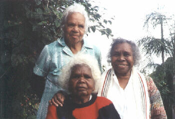 Emma, Grace and Jessie at the Bora Ground