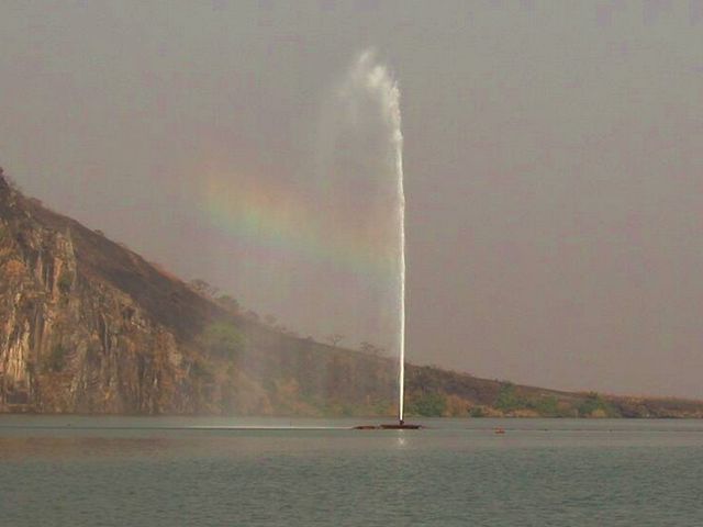 gas fountain Lake Nyos